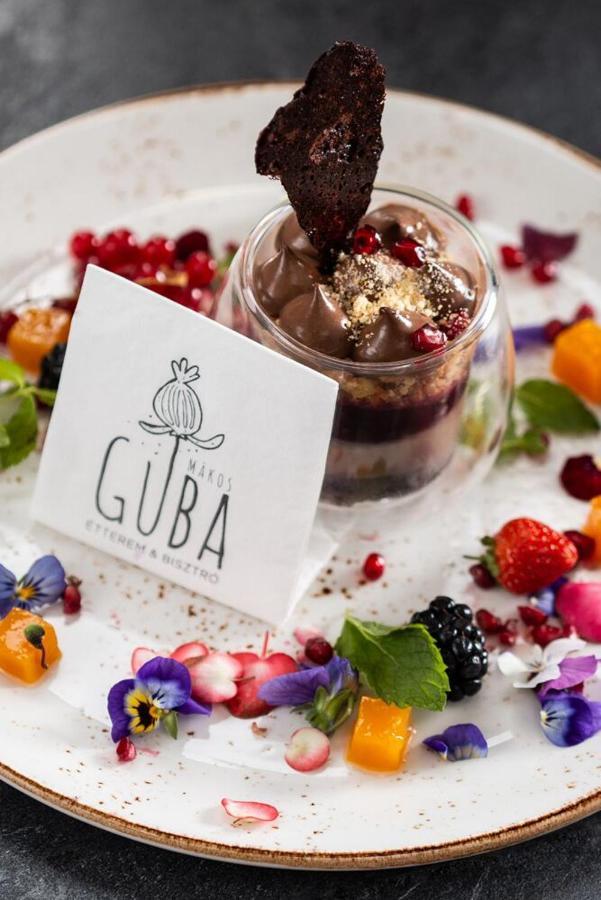 Guba Vendeghaz Bed & Breakfast Győrújbarát Eksteriør bilde