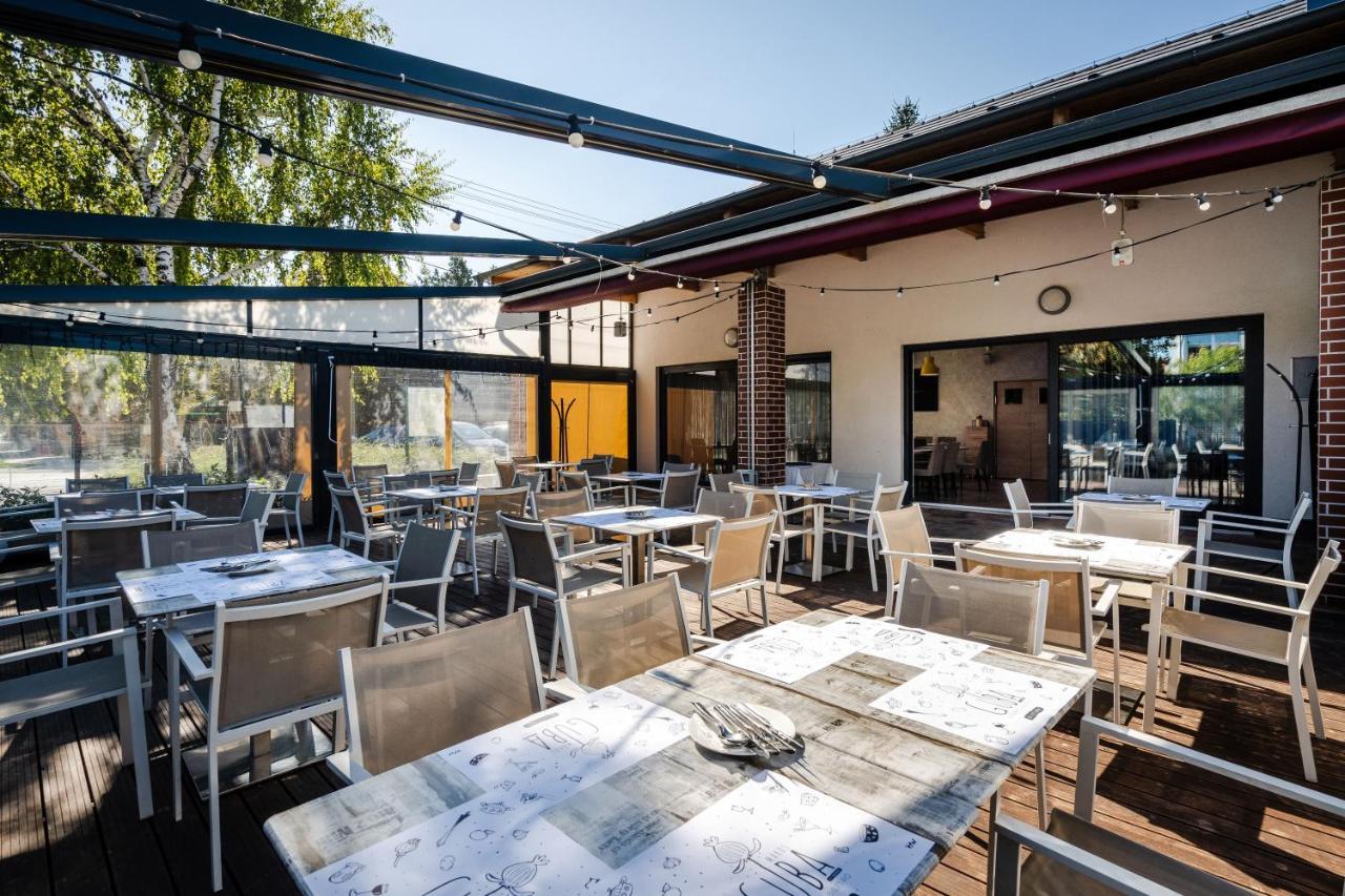 Guba Vendeghaz Bed & Breakfast Győrújbarát Eksteriør bilde