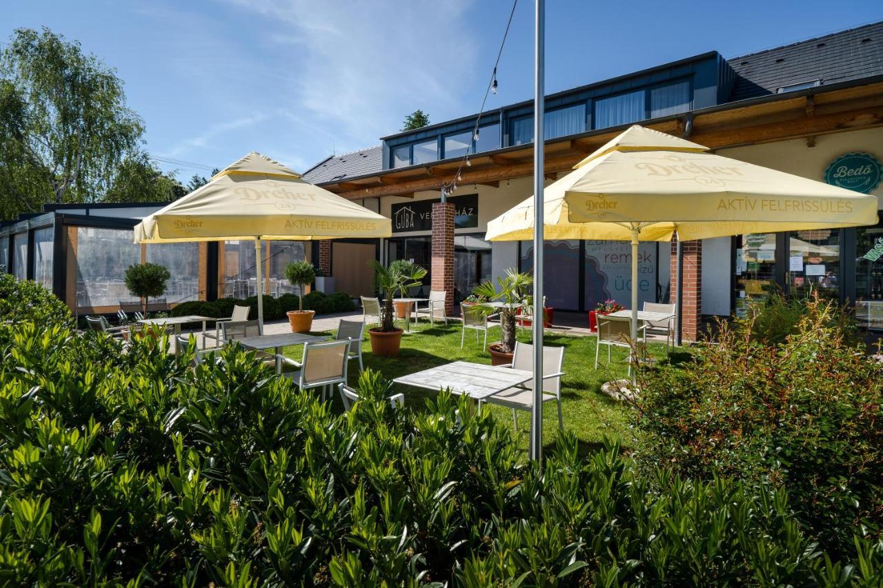 Guba Vendeghaz Bed & Breakfast Győrújbarát Eksteriør bilde