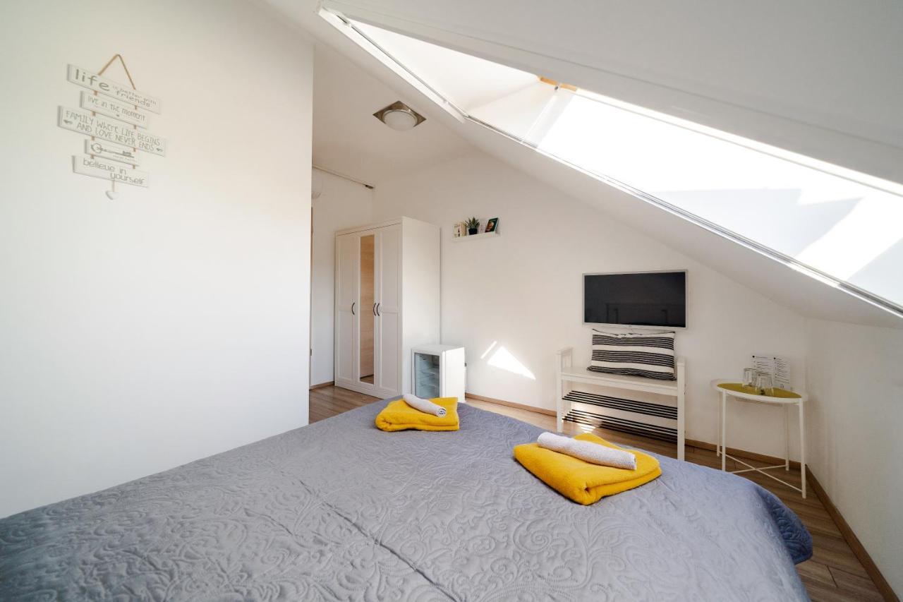 Guba Vendeghaz Bed & Breakfast Győrújbarát Eksteriør bilde