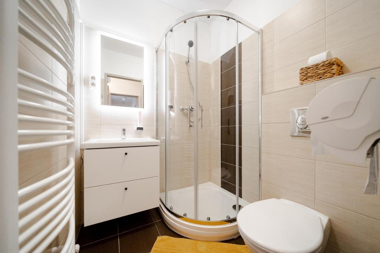 Guba Vendeghaz Bed & Breakfast Győrújbarát Eksteriør bilde